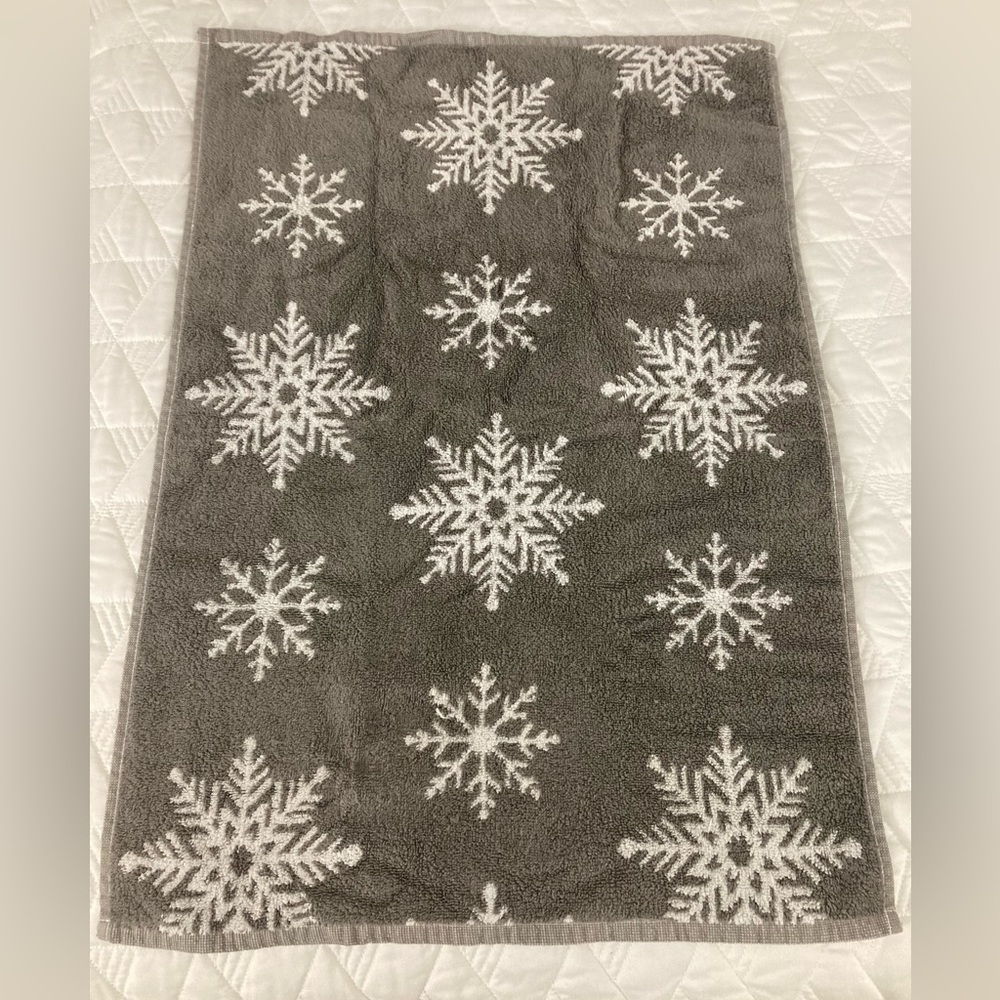 Grey Medium Christmas towel for Bathroom.